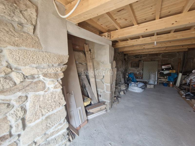Foto ef75b0b4-5d46-401f-9290-ccd056df9e60. Casa adosada casa muy prox poligono en San Cibrao das Viñas