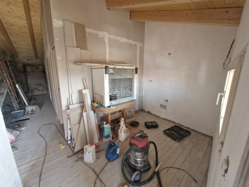 Foto f1ea8a29-d4fa-4408-9f84-776910e0620d. Casa adosada casa muy prox poligono en San Cibrao das Viñas