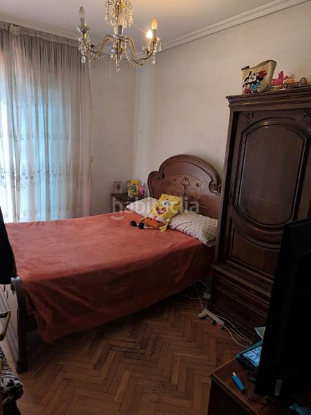 Foto cc879525-1e2a-45d0-bc95-31e821b9e7a8. Pis amb calefacció aparcament a Couto Ourense