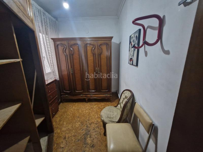 Foto 7a043928-c73c-451e-a8f8-46320ff44bc3. Alquiler piso Couto / amueblado / todos los servicios en Ourense