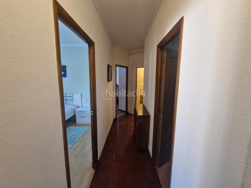 Foto 78fd9d3f-6f9e-4c49-837a-2a0e4b583aaf. Rent flat with heating parking in Couto Ourense