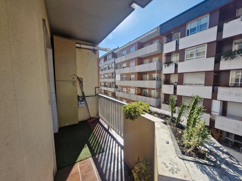 Foto 8d20635f-9c35-42c8-b4ab-b573b9ead882. Rent flat with heating parking in Couto Ourense