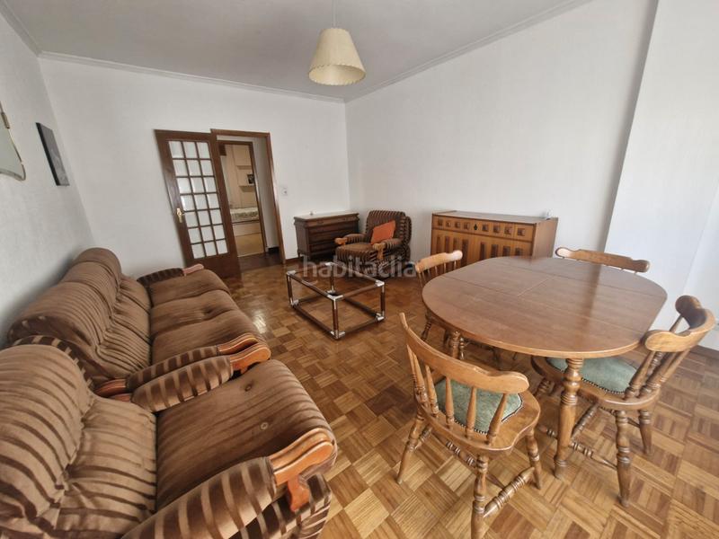 Foto e60eb385-6a2e-4730-80d5-d4800f2e7553. Rent flat with heating parking in Couto Ourense