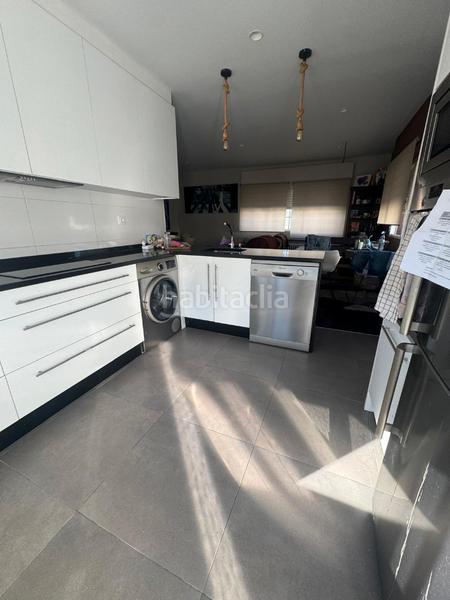 Foto eb0c4058-c9d2-4f3f-8093-efaefed26c57. Casa con riscaldamento parcheggio in A Carballeira Ourense