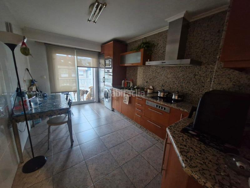 Foto 0f120610-9e85-4cbd-bb52-aab7e8ccac7d. Piso valenza / todos los servicios en Barbadás