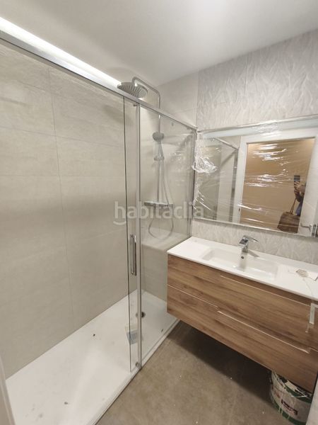 Foto 2512d172-8926-4b20-8db4-dabbc261996a. Apartament amb calefacció aparcament a Centro Ourense