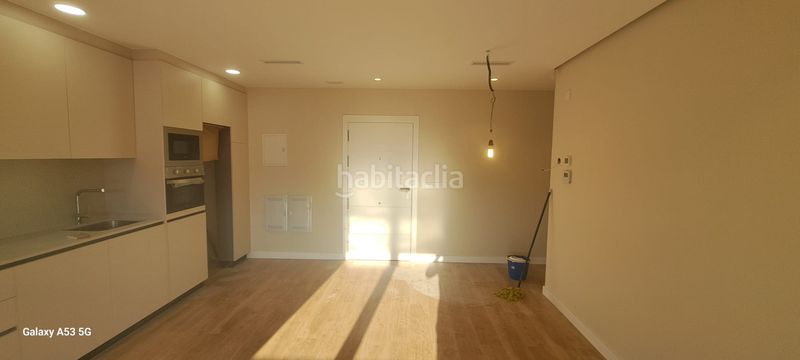 Foto acb32ef7-4c93-4b25-b9a3-25ddc1b545d9. Apartament amb calefacció aparcament a Centro Ourense