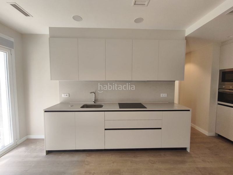 Foto e24ac741-909a-46d9-bdd3-935e8ec2d0db. Apartament amb calefacció aparcament a Centro Ourense