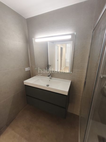 Foto f8364d26-ef7a-45e0-b84a-ded5b7d5efd6. Apartament amb calefacció aparcament a Centro Ourense