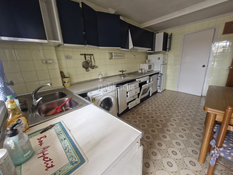 Foto 19652341-93d2-43e2-80d7-0422b3e3c058. Pis amb calefacció aparcament a Casco Viejo Ourense