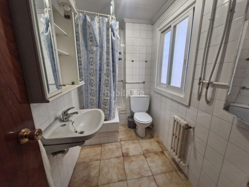 Foto d1fe21c3-415a-4944-9eda-3581a6280e7e. Pis amb calefacció aparcament a Casco Viejo Ourense