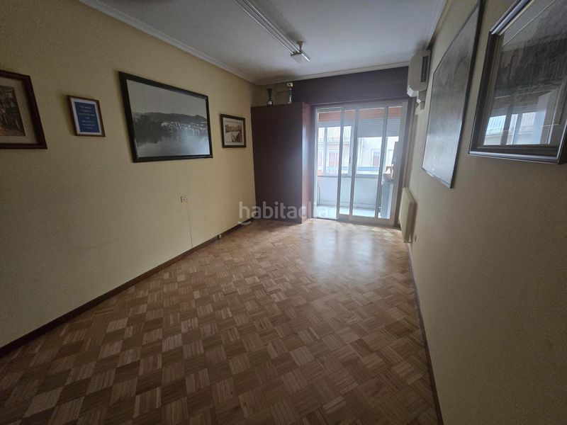 Foto 69c3d3fc-2637-4a5c-934a-63c711b54849. Pis amb calefacció aparcament a Posío Ourense