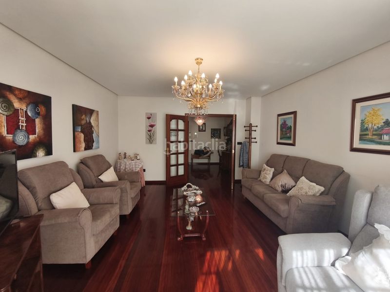 Foto 5cef980a-3073-4d52-a472-6b37bab152d6. Pis amb calefacció aparcament a Centro Ourense