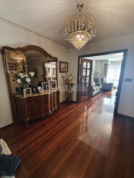 Foto 68bcdc70-c98a-476f-b934-0d7a52844ff6. Pis amb calefacció aparcament a Centro Ourense