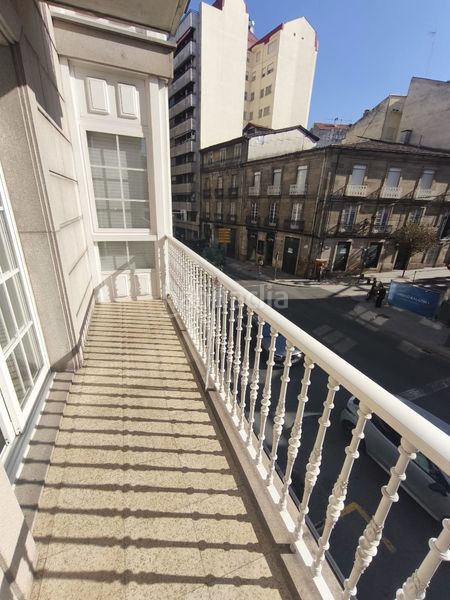 Foto 925b4a37-fe36-4adb-91a7-c548cbd2f6c9. Pis amb calefacció aparcament a Centro Ourense