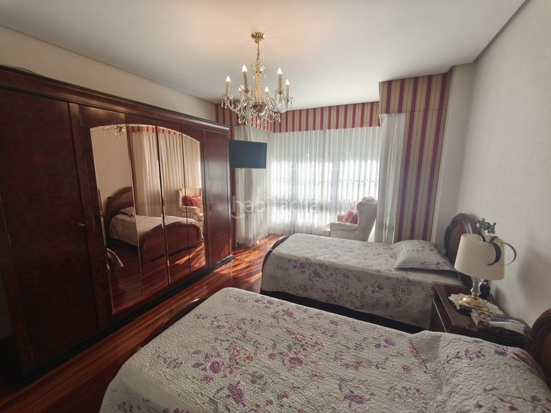 Foto f1937c4a-ff20-405c-a650-071fa8cbce6a. Pis amb calefacció aparcament a Centro Ourense