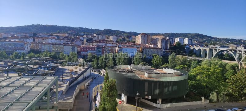 Foto db7803a2-1f8a-41e4-815e-f6f2751d0bab. Pis amb calefacció a Centro Ourense