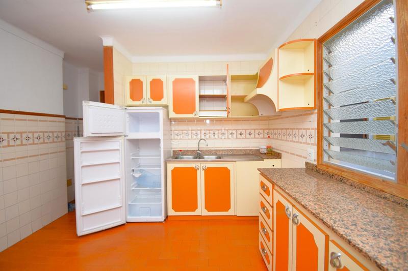 Foto cc3d2d8e-66ed-4051-a1b3-bc4a904a4b50. Piso en calle lluna 58 piso con terraza comunitaria en Muro