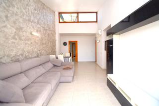 Appartement  Calle princep 51. Piso con terraza y plaza de parking sa pobla