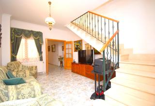 Casa  Carrer carrer d'antoni cánovas, 16. Casa céntrica en venta en muro, lista para entrar a vivir.