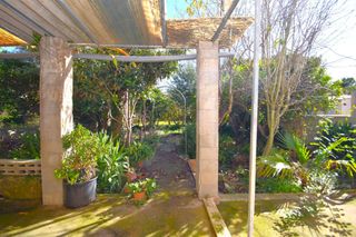 Casa a Campanet. Casa con amplio jardin en campanet