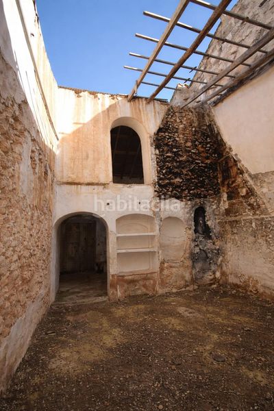 Foto 49b775dd-9eec-4f59-b4e2-ef44c2f23cf1. Casa amb aparcament a Muro