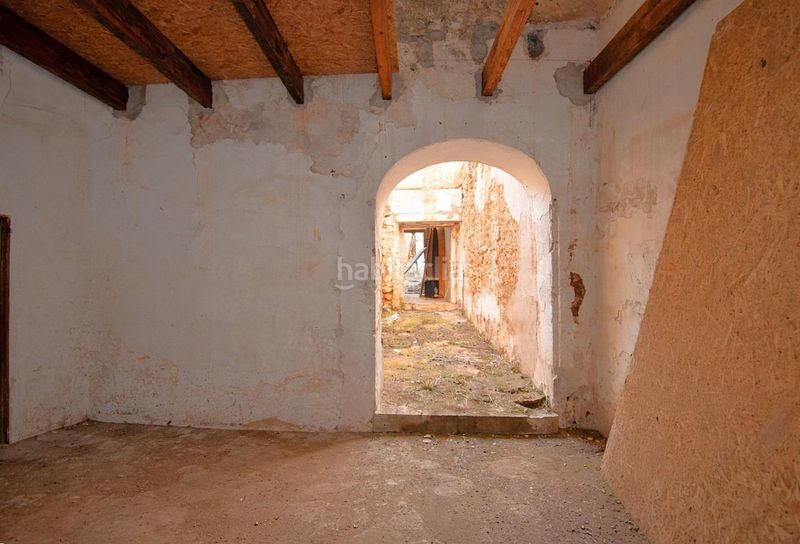 Foto 7dc9af22-f335-49f7-b3a7-1043d7538654. Casa amb aparcament a Muro