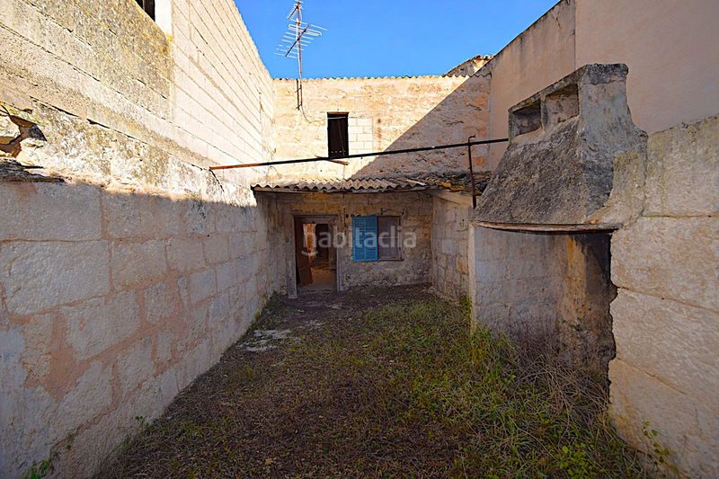 Foto a41e90f2-1b75-4bb5-b7b0-7896c85d993e. Casa amb aparcament a Muro