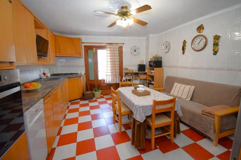 Foto 80267c85-b8a7-4c5b-8c66-b346774b12a5. Casa amb aparcament a Muro