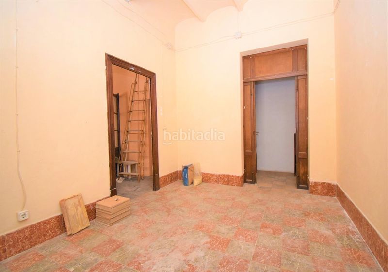 Foto 2b83b249-ee3a-4a28-a7a8-5635c40be27a. Casa edificio para reformar en Muro