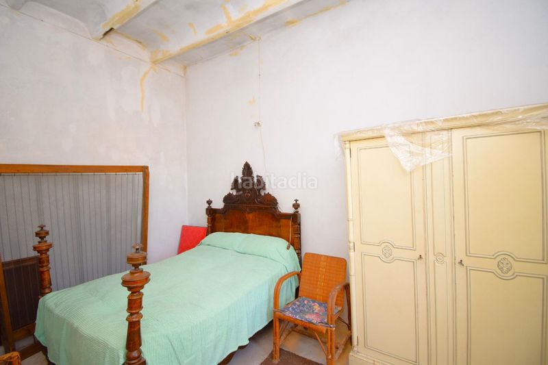 Foto c7bed960-d16a-4cbb-b92a-5ffd38567784. Casa amb aparcament a Llubí