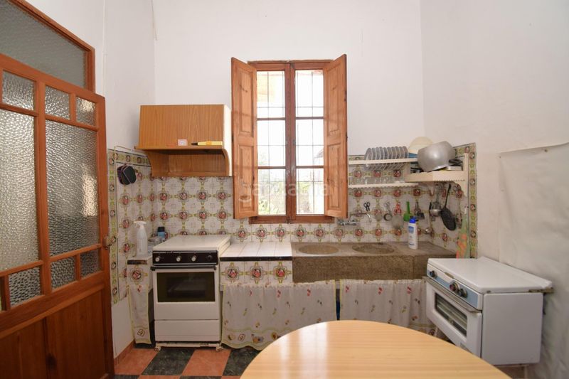 Foto f990628c-54a2-47aa-a950-17ca4f4e5cb8. Casa amb aparcament a Llubí