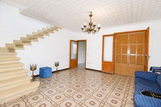Casa a Santa Margalida Poble. Casa de pueblo de con garaje, patio y terraza en santa margalida