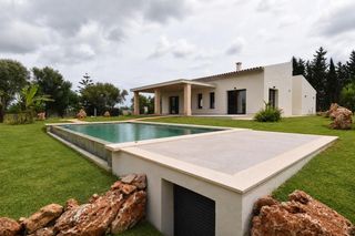 Mas à Muro. Finca rústica con vivienda de obra nueva en muro