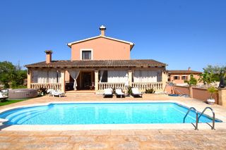 Mas à Sencelles. Finca rústica con casa con piscina en sencelles