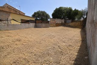 Terreny residencial a Maria de la Salut. Solar urbano en maria de la salud