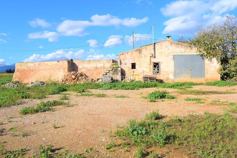 Foto c7faba64-8aef-4ee4-a848-b686ee41247d. Masía finca rústica con posibilidad de construir en Sa Pobla