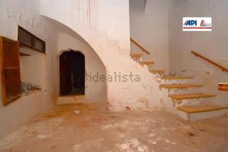 Casa a Calle perello 2. Casa para reformar con garaje en el centro de muro