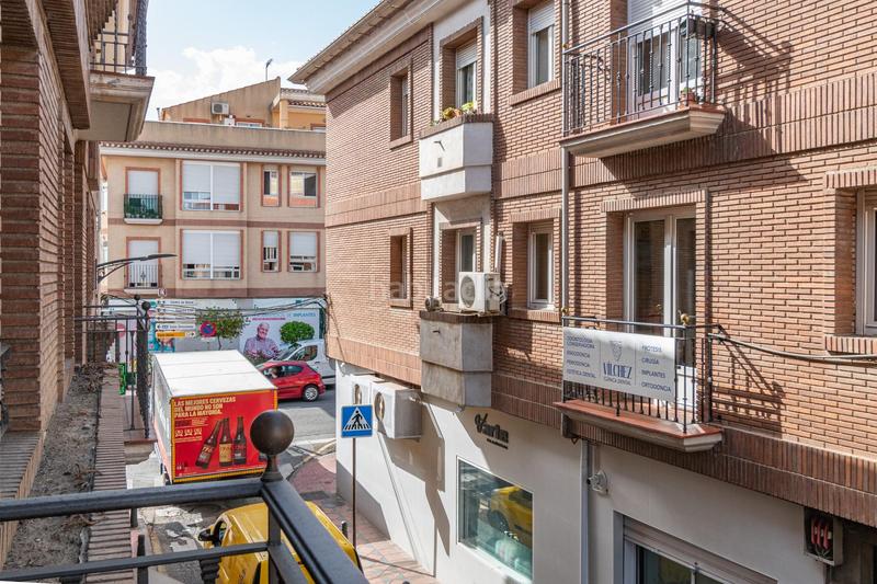 Foto 9abf472f-b6af-4c6b-8404-a204d53b805b. Etagenwohnung mit heizung parking in Las Tres Cruces Armilla