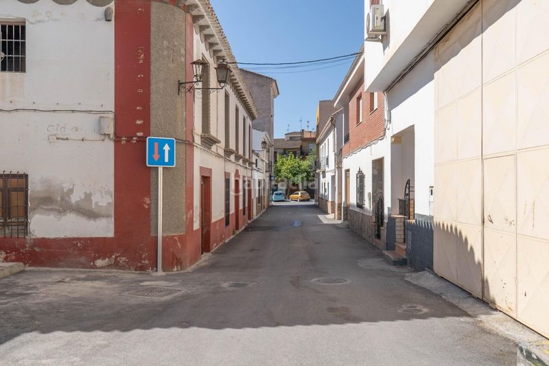Foto 44fa8800-2a87-47d6-911a-5f4f625a678d. Casa amb aparcament a Padul