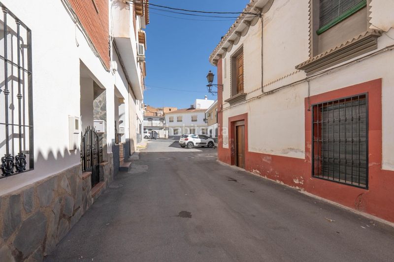Foto 9c22e1a3-ed11-44be-8797-45b62d027ae0. Casa amb aparcament a Padul