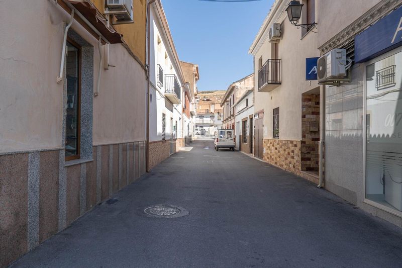 Foto 9fa89872-bde9-4655-88f7-201575ab4a44. Casa amb aparcament a Padul