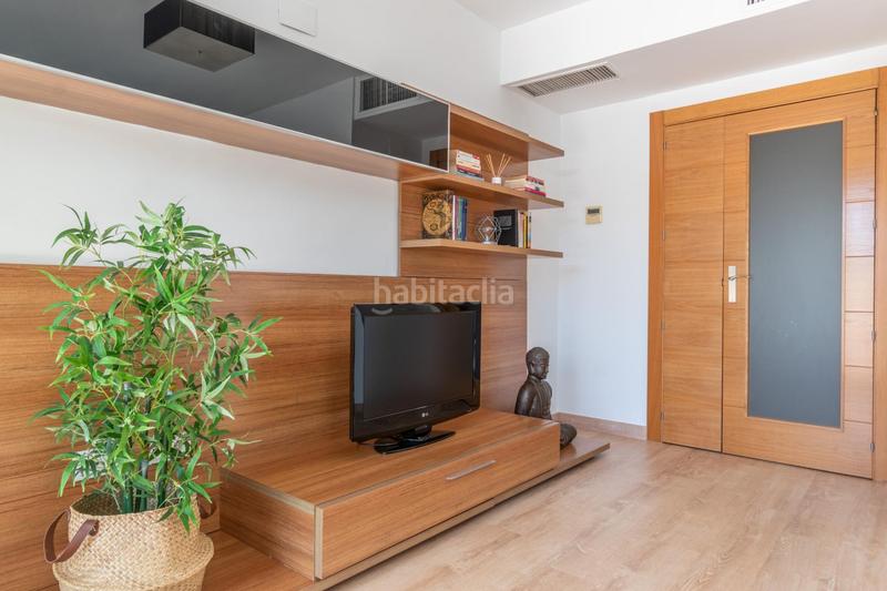 Foto d1ecfab5-d4e1-4b41-844e-8142a088af78. Flat with heating parking pool in Cerrillo de Maracena - Periodistas Granada