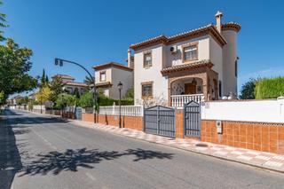 Chalet  Calle de la vía del tranvía