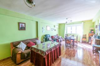 Casa adossada  Calle de menéndez pelayo