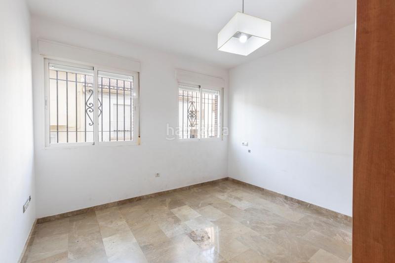 Foto 4166c761-3c4d-4697-b991-5da31593c2b2. Flat in La Zubia Ciudad Zubia (La)