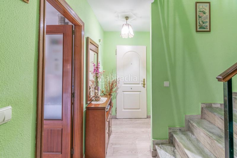 Foto 1956c4ad-34b2-40c6-9650-24c81f7fbe41. Semi detached house with parking in Belicena Vegas del Genil