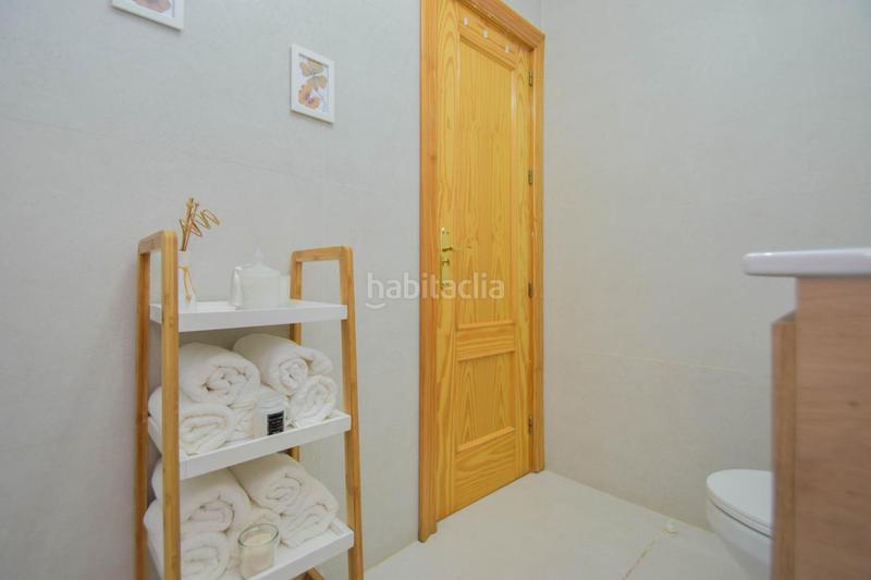 Foto b662c0b2-26c2-408d-9cf7-437e8e0160b1. Casa in San Miguel Armilla