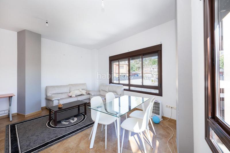 Foto f890dddd-3a33-42bd-93df-59bd429418a2. Rez-de-chaussée avec parking dans Barrio de la Vega Monachil