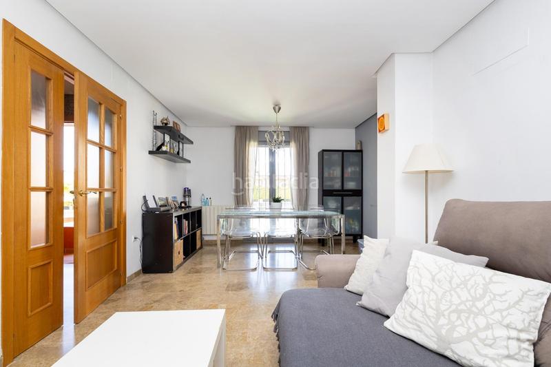 Foto 73548b37-dd9c-4799-9332-ecd3cc117467. Maison avec chauffage parking dans Jun